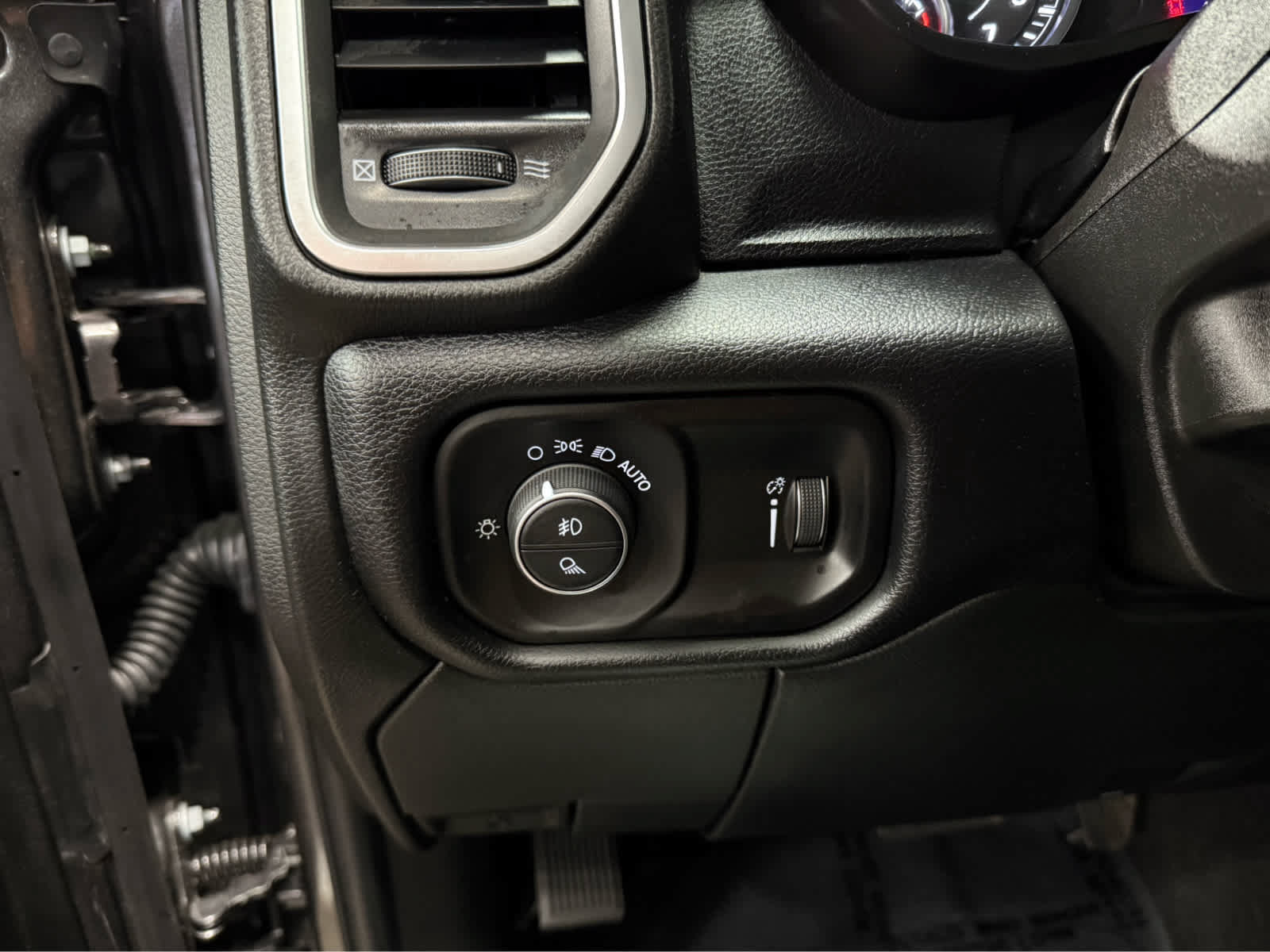 Used 2026 RAM 2500 Big Horn AWD/4WD image 12