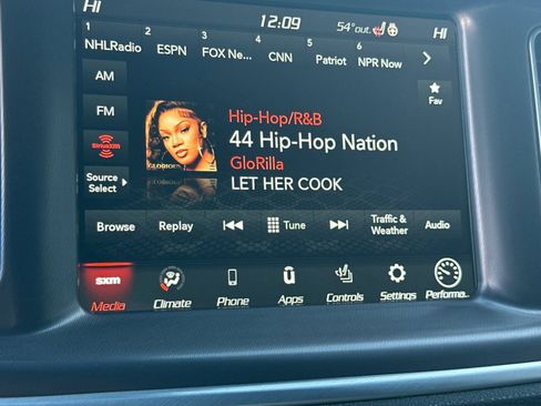 Used 2020 Dodge Charger Scat Pack image 17