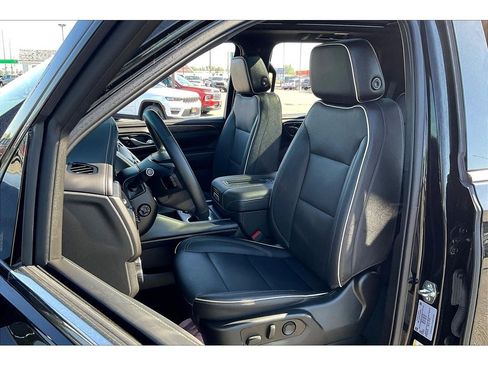 Used 2023 Chevrolet Tahoe Premier image 26