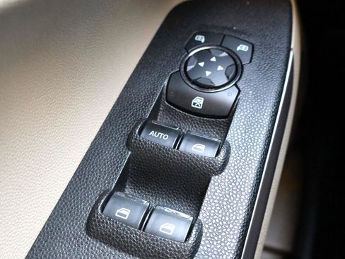 Used 2022 Ford EcoSport S image 14