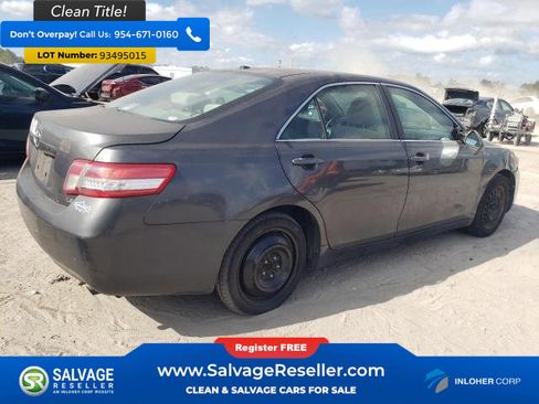 Used 2010 Toyota Camry Sedan 4 Door image 4