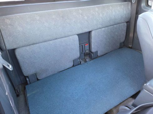 Used 2000 Toyota Tacoma PreRunner image 9