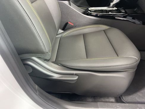 Certified 2025 Chevrolet Trax ACTIV w/ Sunroof Package image 8