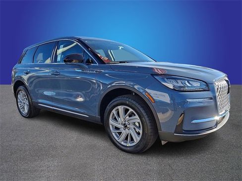 New 2025 Lincoln Corsair Premiere image 2