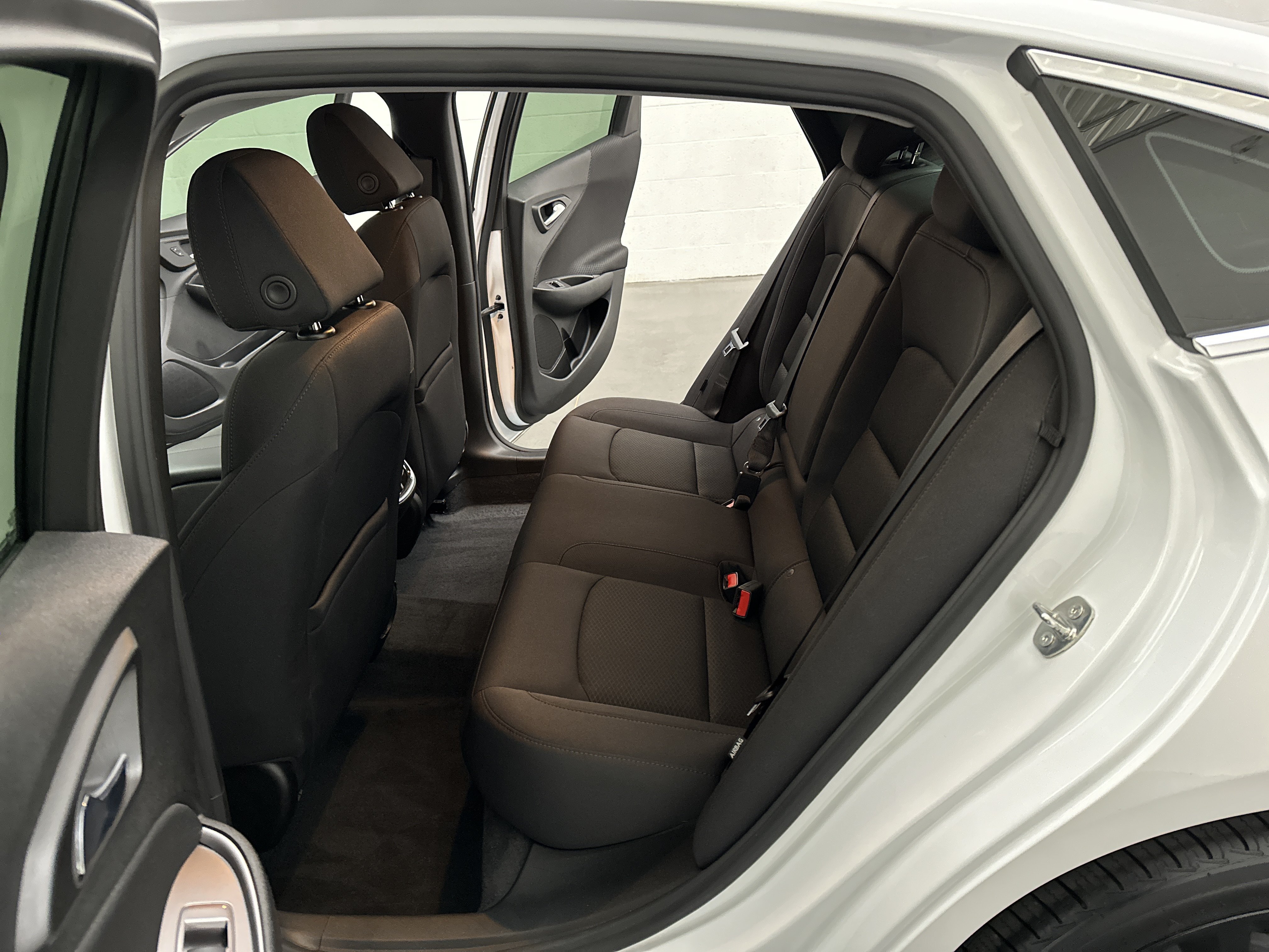 Used 2022 Chevrolet Malibu LT w/ Redline Edition FWD image 17