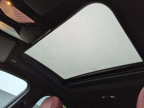 Used 2024 BMW i4 eDrive40 w/ Premium Package image 28