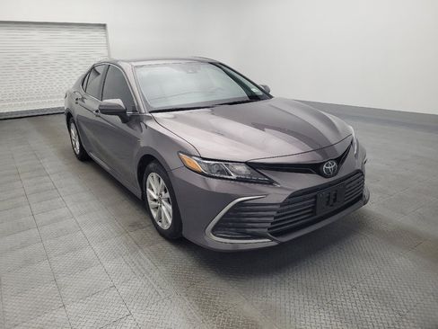 Used 2023 Toyota Camry LE image 13