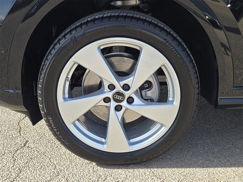 Used 2025 Audi Q5 Premium Plus w/ Premium Plus image 11