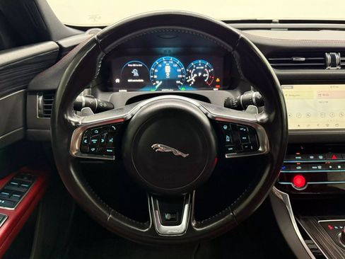 Used 2018 Jaguar XF S AWD/4WD image 27