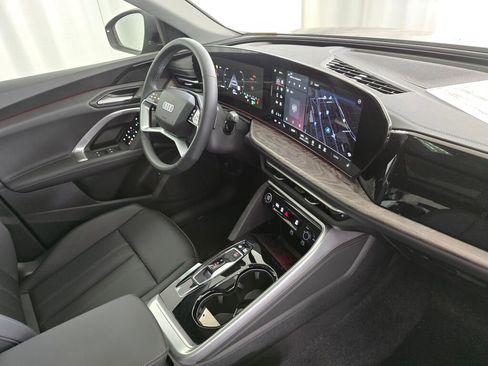 New 2025 Audi Q5 Premium image 21