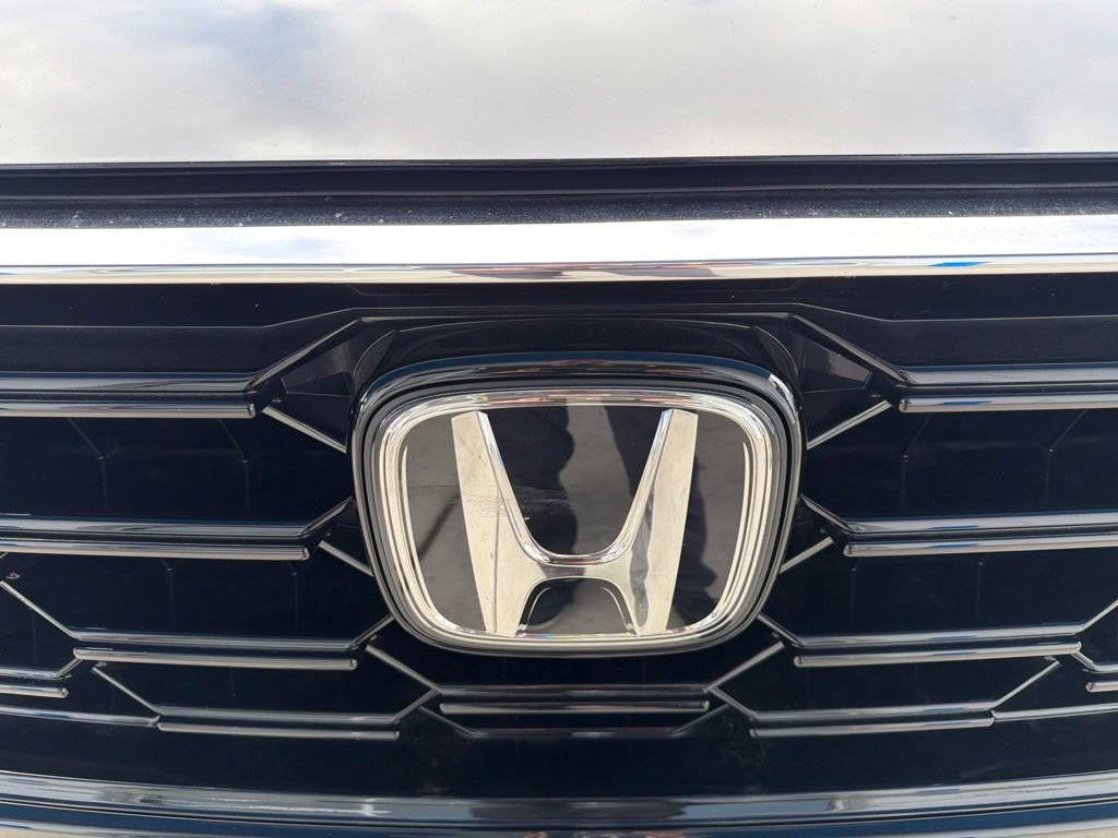 Used 2025 Honda CR-V EX image 28