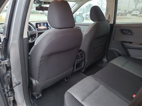 Certified 2021 Nissan Rogue S image 9