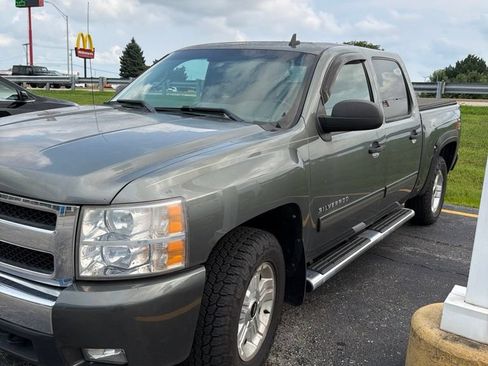 Used 2011 Chevrolet Silverado 1500 LT w/ All-Star Edition AWD/4WD image 1