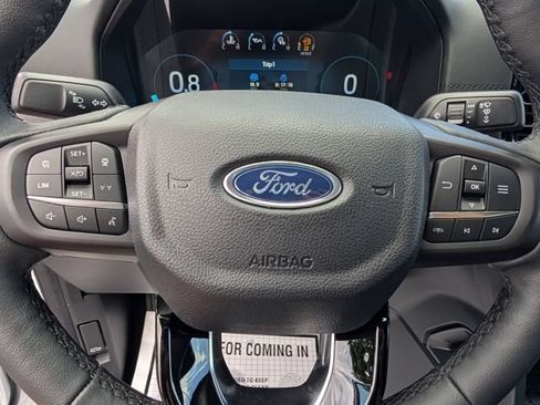 Used 2025 Ford Ranger Lariat w/ Black Appearance Package AWD/4WD image 26