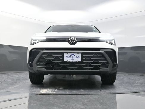 New 2026 Volkswagen Taos SE AWD/4WD image 21