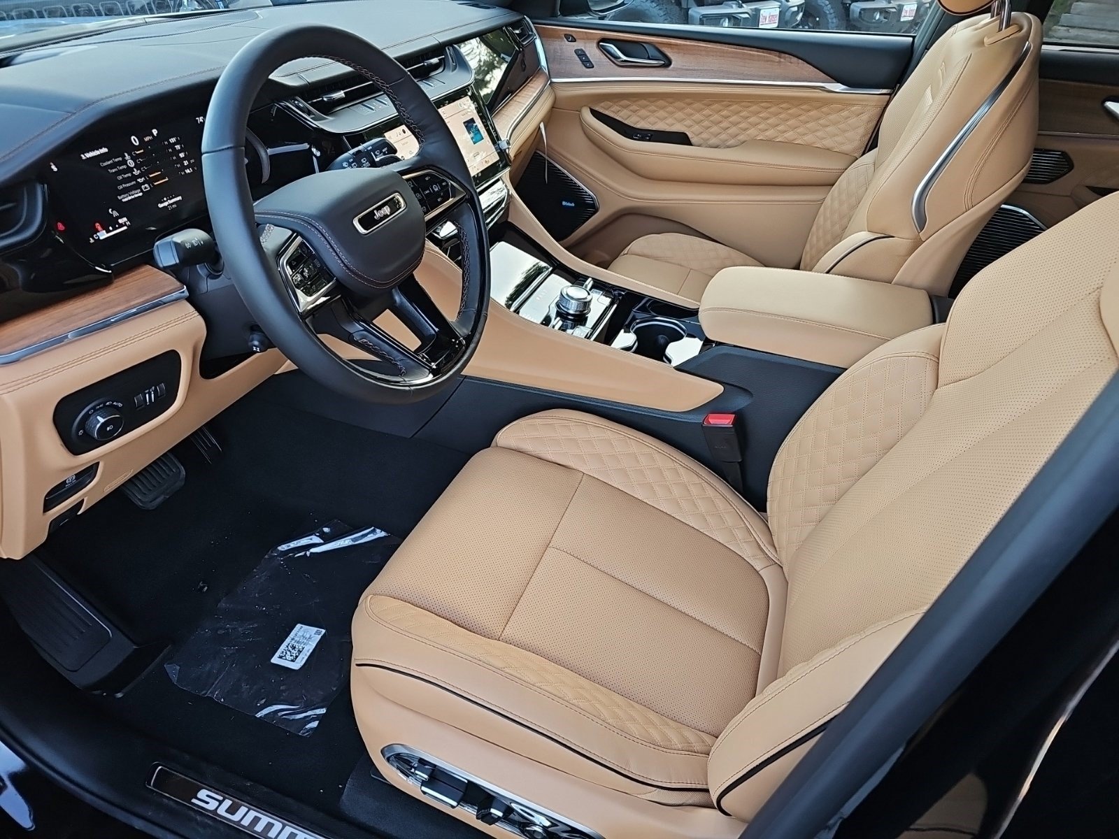 New 2027 Jeep Grand Cherokee Summit AWD/4WD image 18