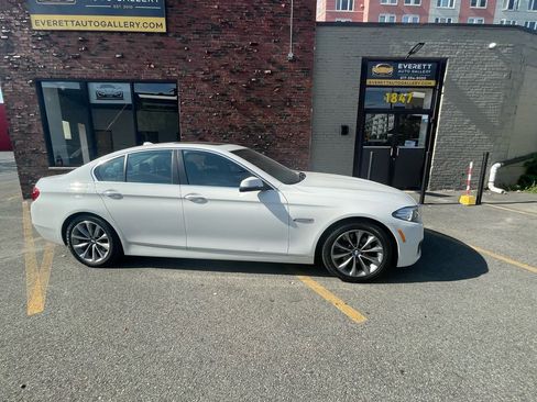 Used 2016 BMW 528i xDrive Sedan image 4