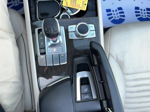 Used 2013 Mercedes-Benz SL 550 image 10