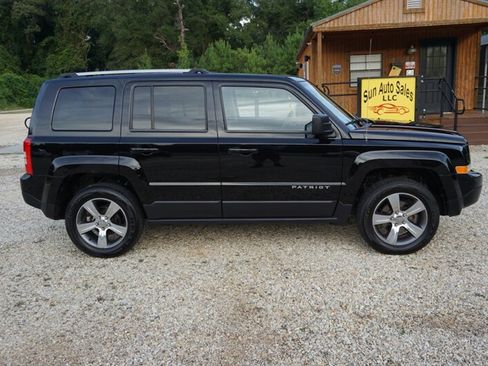 Used 2016 Jeep Patriot High Altitude AWD/4WD image 18