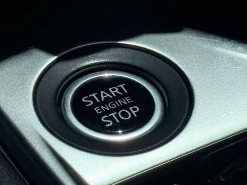 Used 2024 Nissan Sentra SV FWD image 27
