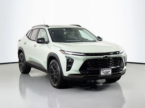 New 2026 Chevrolet Trax ACTIV w/ Sunroof Package image 1