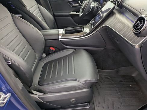 Used 2023 Mercedes-Benz GLC 300 GLC 300 image 43