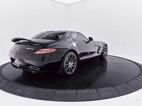 Used 2012 Mercedes-Benz SLS AMG Coupe image 18