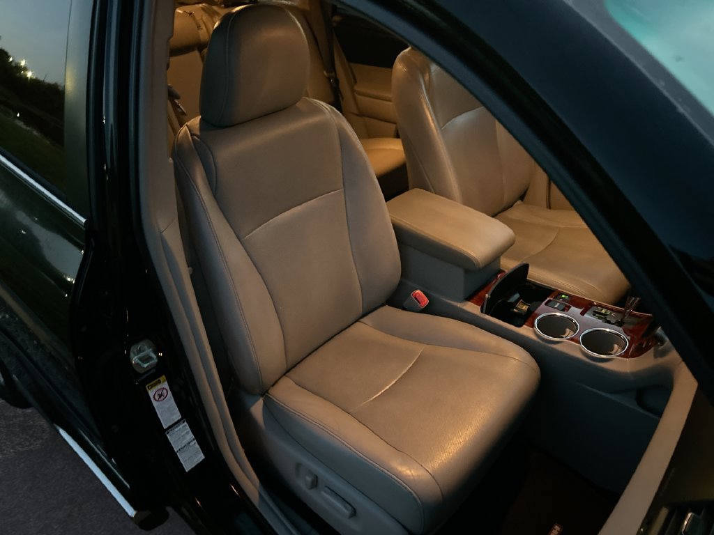 Used 2013 Toyota Highlander Limited AWD/4WD image 32