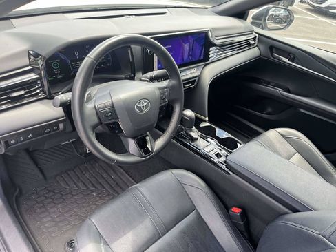 Used 2025 Toyota Camry XSE FWD image 20