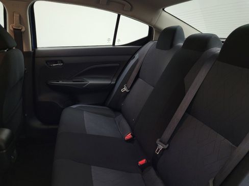 Used 2024 Nissan Versa SV w/ Trunk Package image 18