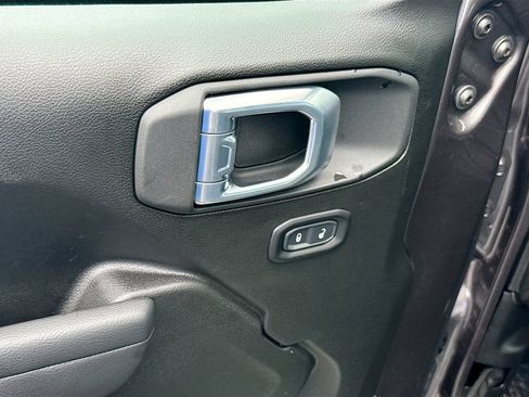 New 2026 Jeep Wrangler Unlimited Sport AWD/4WD image 17