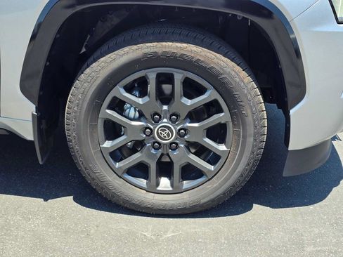 Certified 2024 Toyota Sequoia Platinum AWD/4WD image 9