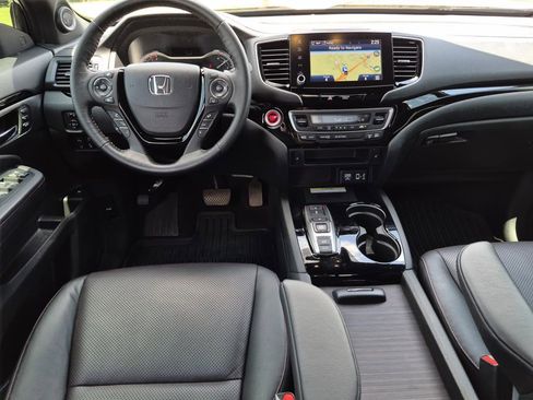 Used 2023 Honda Ridgeline Black Edition image 16