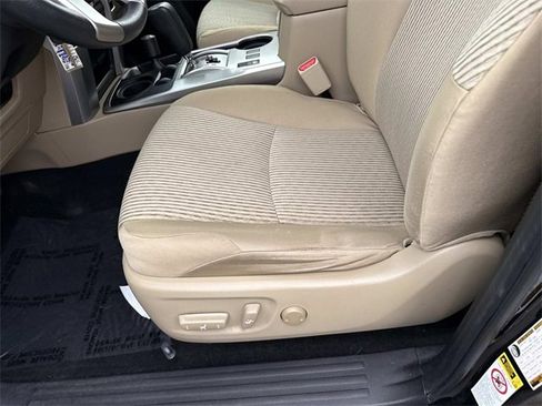 Used 2010 Toyota 4Runner Limited image 15