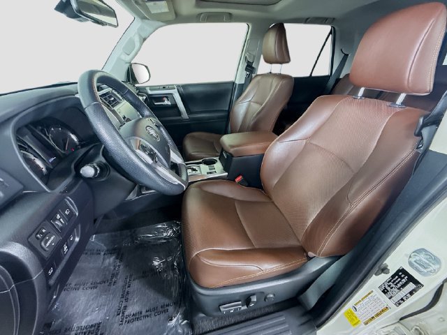 Used 2023 Toyota 4Runner Limited AWD/4WD image 23