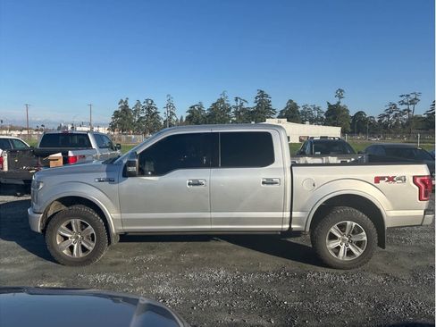 Used 2016 Ford F150 Platinum w/ Equipment Group 701A Luxury image 6