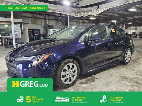 Used 2021 Toyota Corolla LE image 1