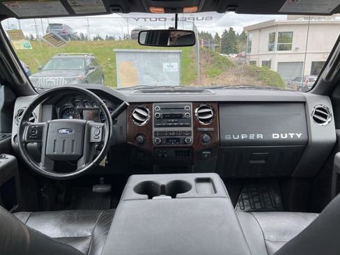 Used 2011 Ford F350 Lariat w/ Camper Pkg AWD/4WD image 12