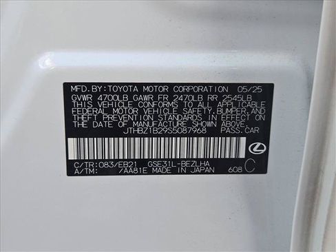 Used 2025 Lexus IS 350 F Sport w/ Accessory Package RWD image 15
