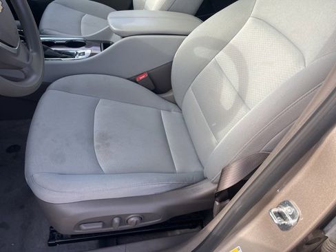 Used 2024 Chevrolet Malibu LT image 7