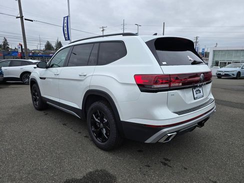 New 2026 Volkswagen Atlas Peak Edition AWD/4WD image 5