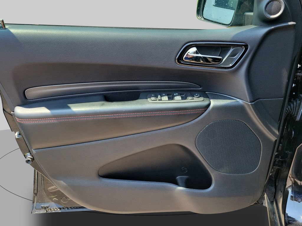 Used 2025 Dodge Durango GT RWD image 25