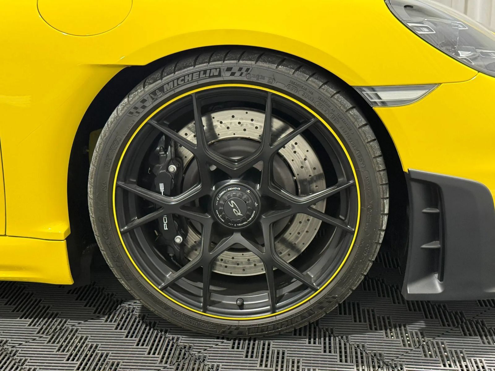 Used 2023 Porsche 718 Cayman GT4 RS w/ Weissach Package RWD image 22