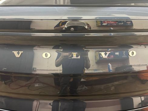 Certified 2025 Volvo EX90 Ultra AWD/4WD image 31