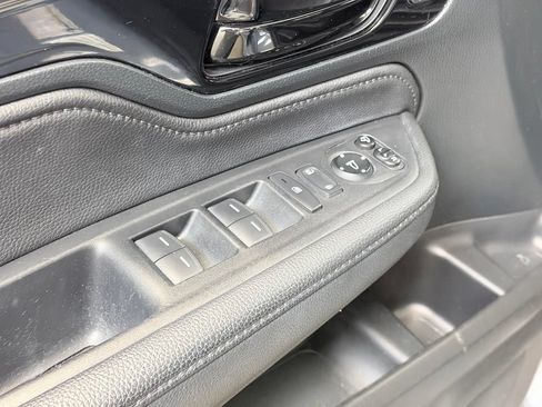 Used 2023 Honda Odyssey Elite image 11