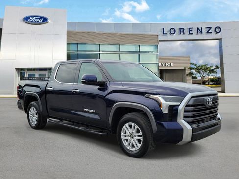Used 2023 Toyota Tundra Limited w/ Power Package RWD image 3