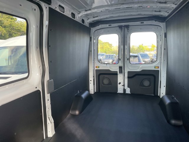 New 2026 Ford Transit 350 148 Medium Roof w/ Load Area Protection Package RWD image 8