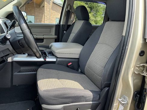 Used 2011 RAM 2500 Big Horn AWD/4WD image 9