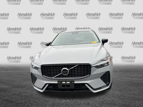 Certified 2025 Volvo XC60 B5 Plus image 7