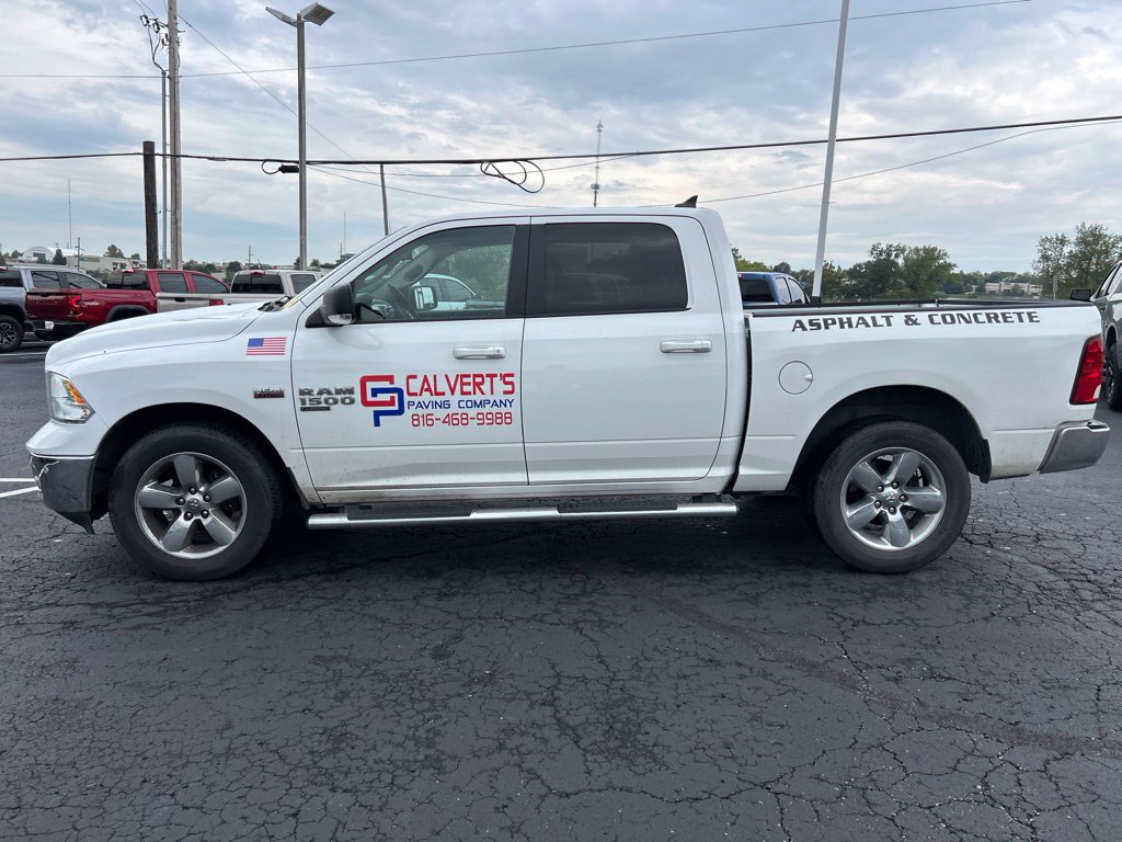 Used 2019 RAM 1500 Classic SLT AWD/4WD image 8